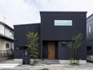 黒い外壁は暑くなりやすい?・黒い外壁のデメリット