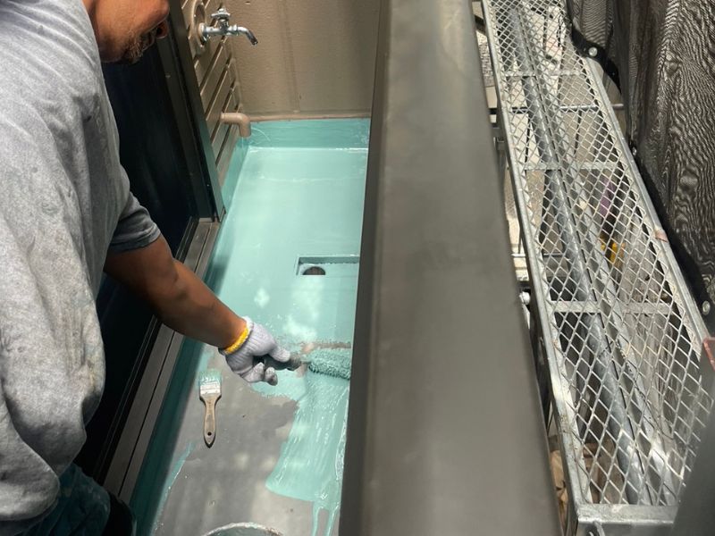 【杉並区のベランダ防水】見落としがちな防水メンテナンス！職人が丁寧に仕上げる防水塗装