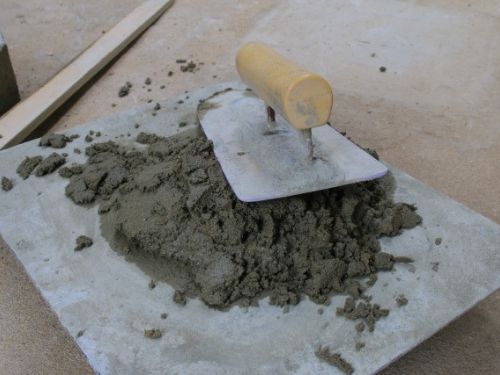 モルタル外壁の塗装時期はいつ？ひび割れ・チョーキングなど劣化サインを解説